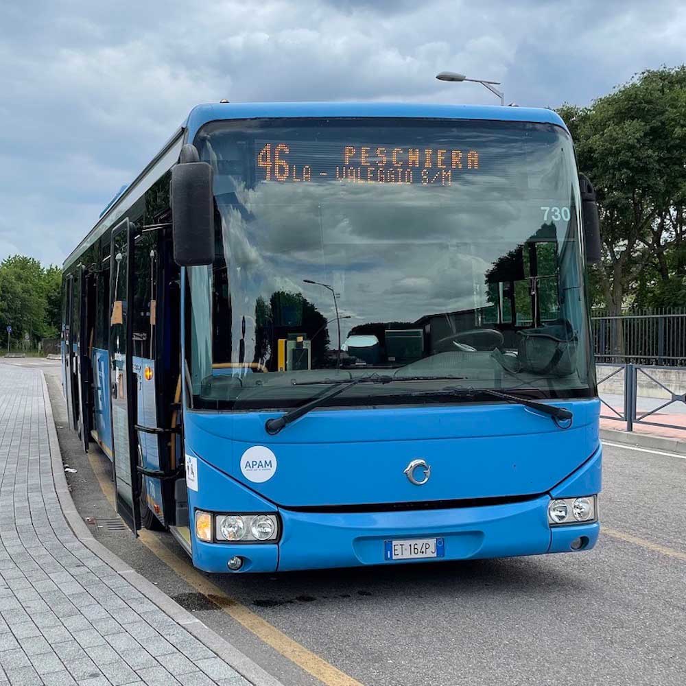 Bus from Peschiera del Garda to Valeggio sul Mincio.